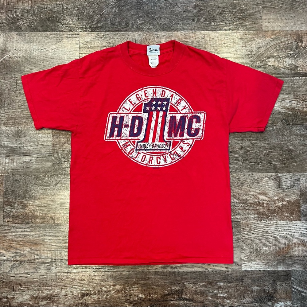 Harley Davidson Men’s Red T-shirt Harbor Town Manitowoc Wisconsin Size Medium
